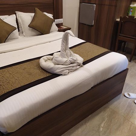 Hotel White Boutique Pondicherry Bagian luar foto