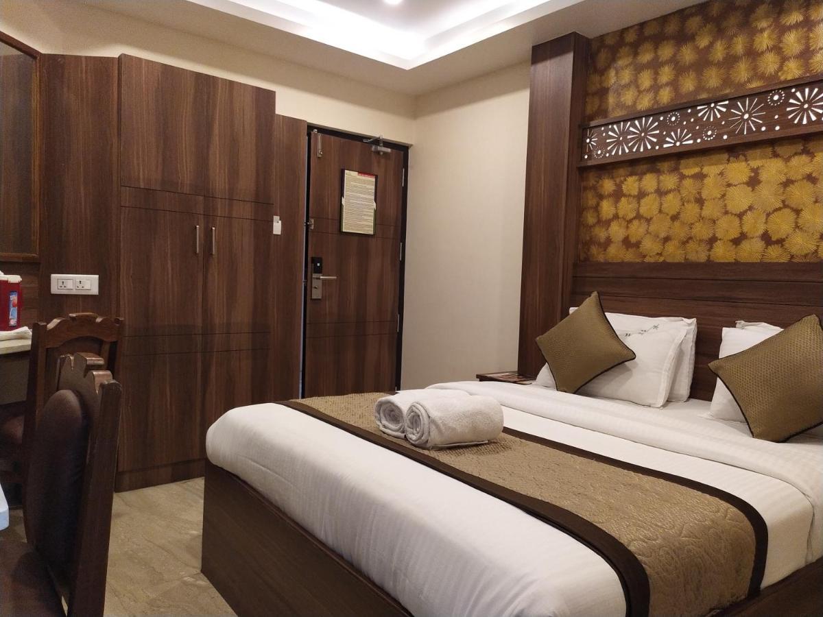 Hotel White Boutique Pondicherry Bagian luar foto