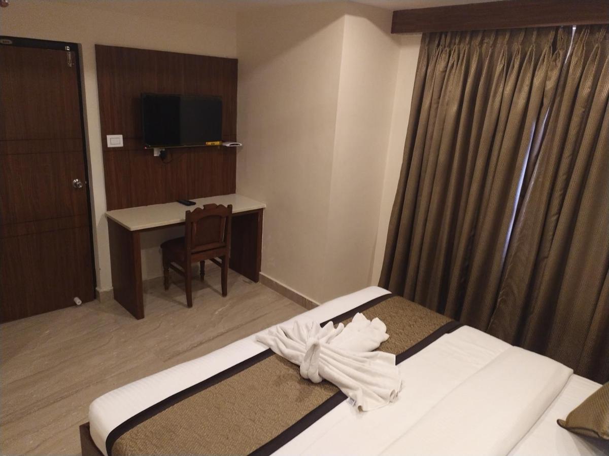 Hotel White Boutique Pondicherry Bagian luar foto