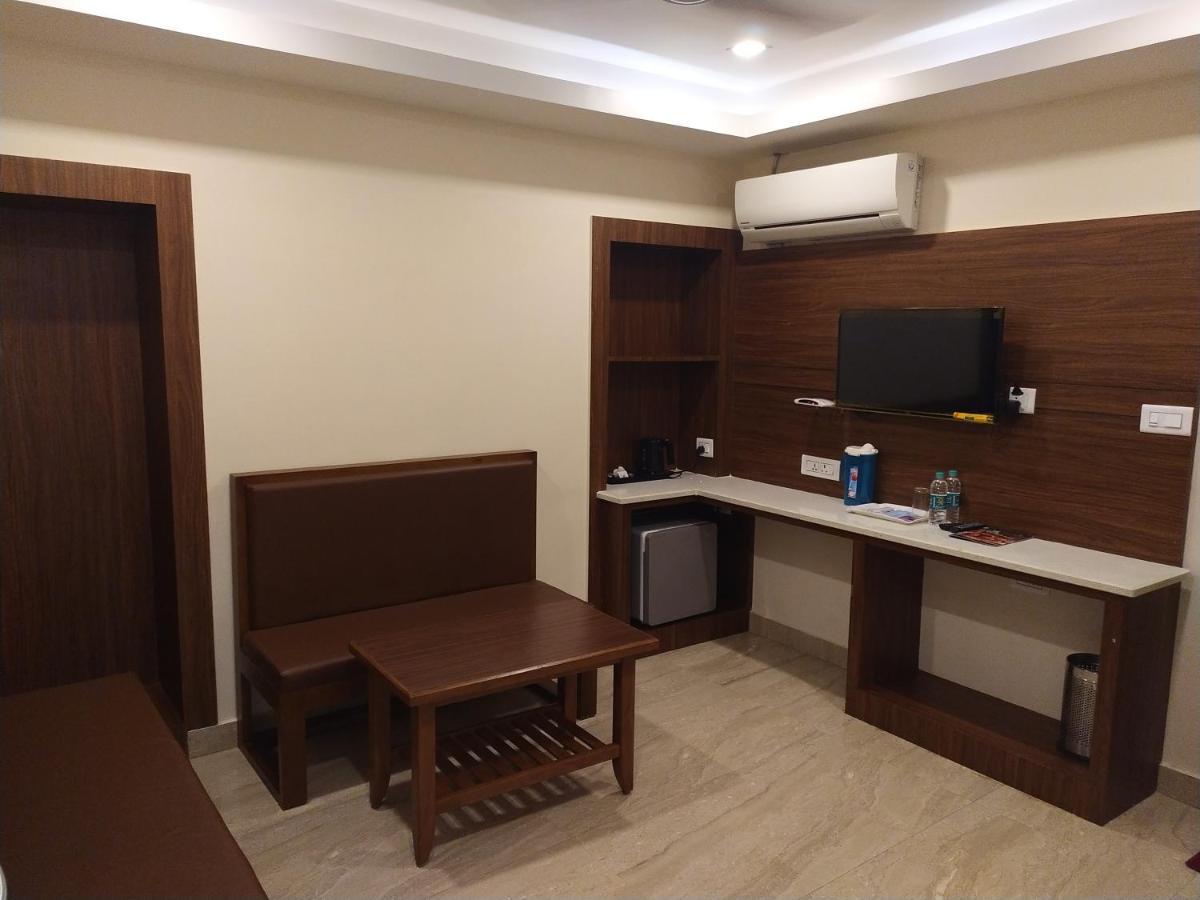Hotel White Boutique Pondicherry Bagian luar foto
