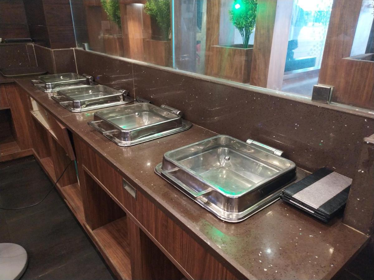 Hotel White Boutique Pondicherry Bagian luar foto