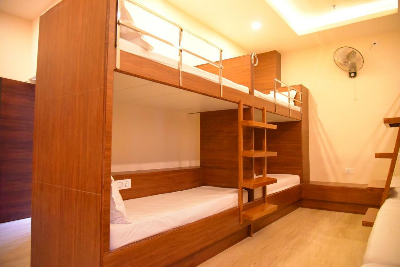 Hotel White Boutique Pondicherry Bagian luar foto