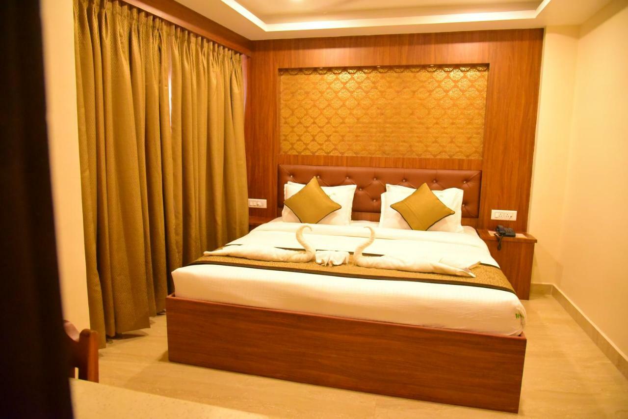 Hotel White Boutique Pondicherry Bagian luar foto