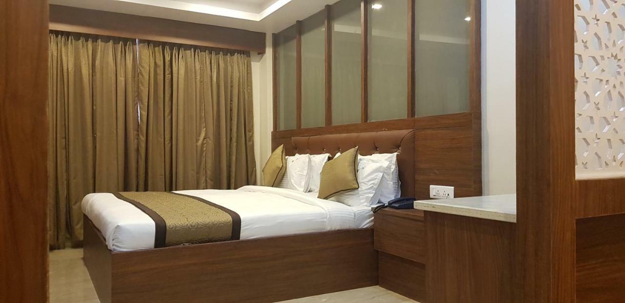 Hotel White Boutique Pondicherry Bagian luar foto